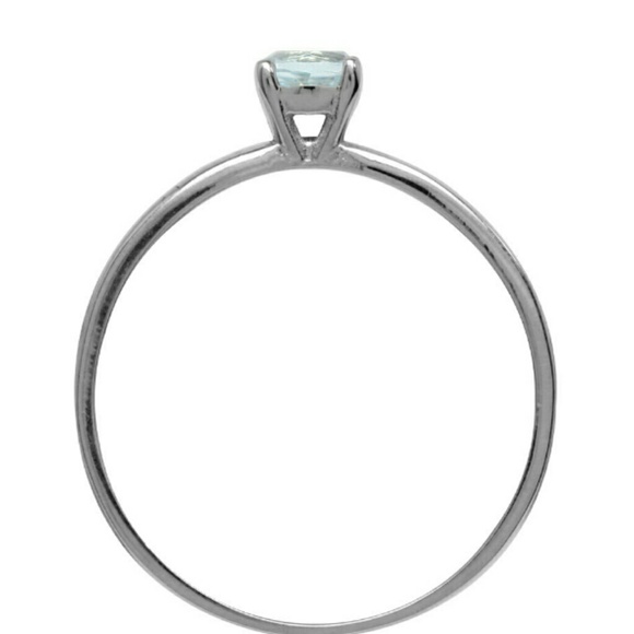 WGP .925 Silver Blue Topaz Ring - Picture 4 of 7